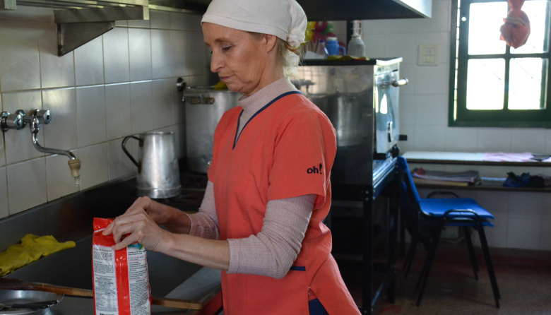 Trabajadores suplentes de comedores escolares cobrarán sus haberes dentro del cronograma de pagos