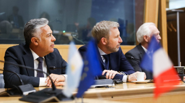Frigerio evaluó en París herramientas de financiamiento para proyectos estratégicos de Entre Ríos